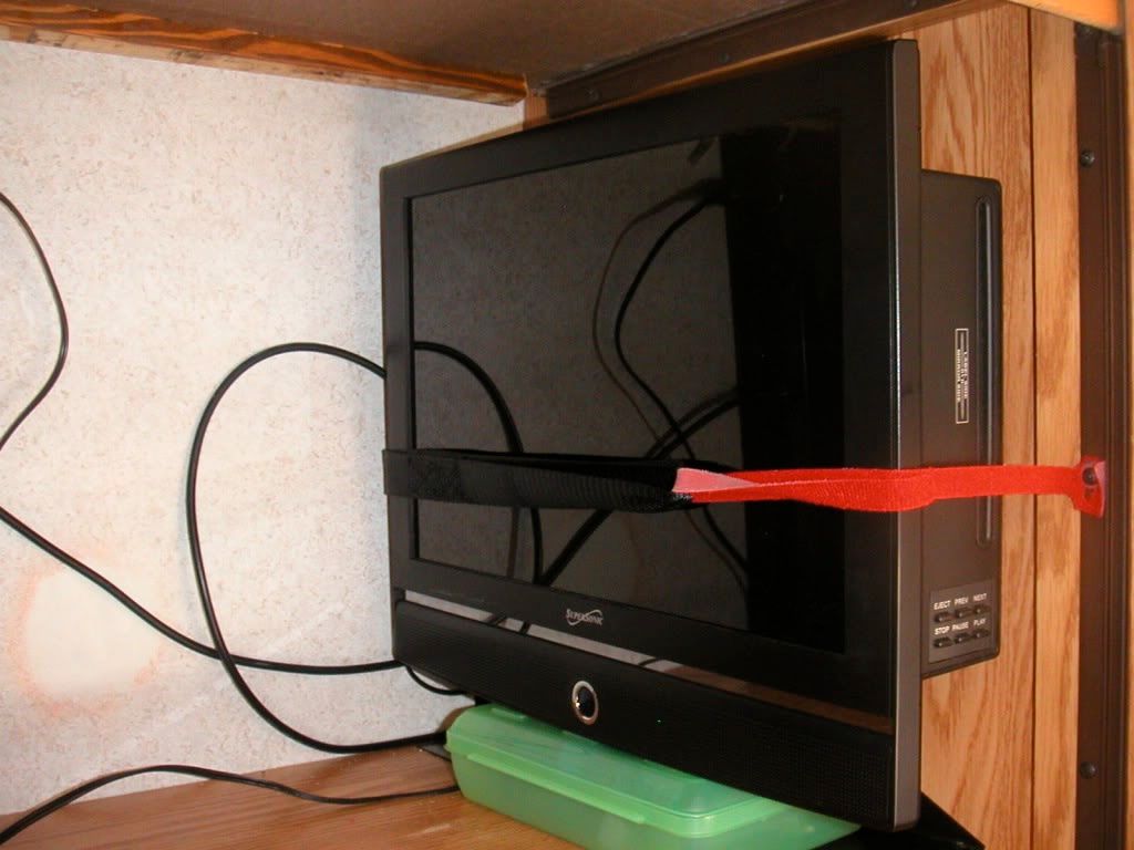 Open Roads Forum Replaced Tube TV with LED Backlit LCD TV/DVD Combo